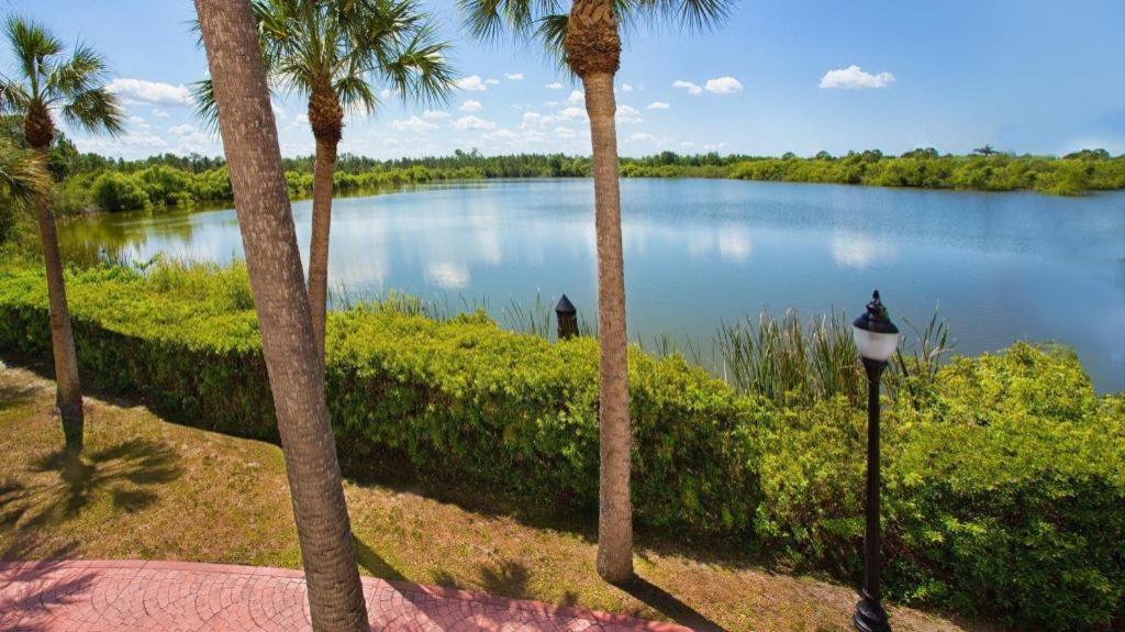 Holiday Inn Express Hotel & Suites Port Charlotte Extérieur photo