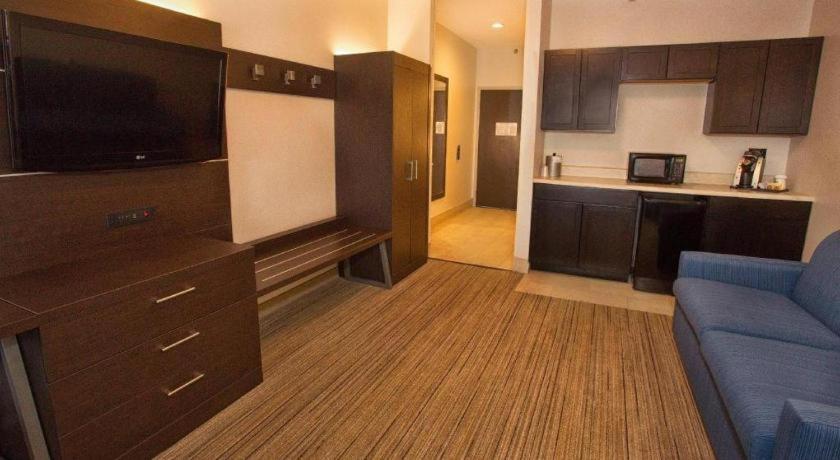 Holiday Inn Express Hotel & Suites Port Charlotte Extérieur photo