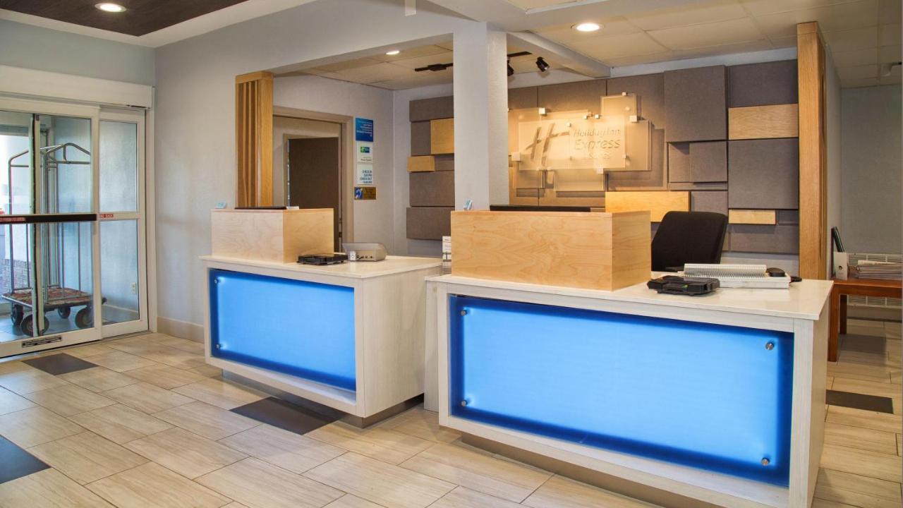 Holiday Inn Express Hotel & Suites Port Charlotte Extérieur photo